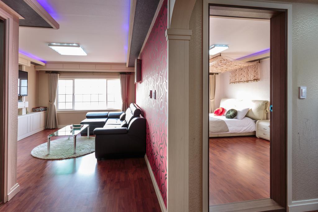 White Dream Pension Чечжу Екстер'єр фото