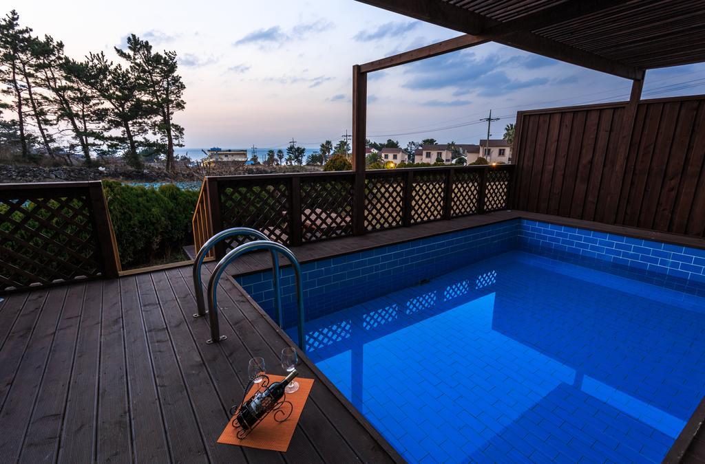 White Dream Pension Чечжу Екстер'єр фото