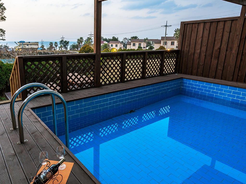 White Dream Pension Чечжу Екстер'єр фото