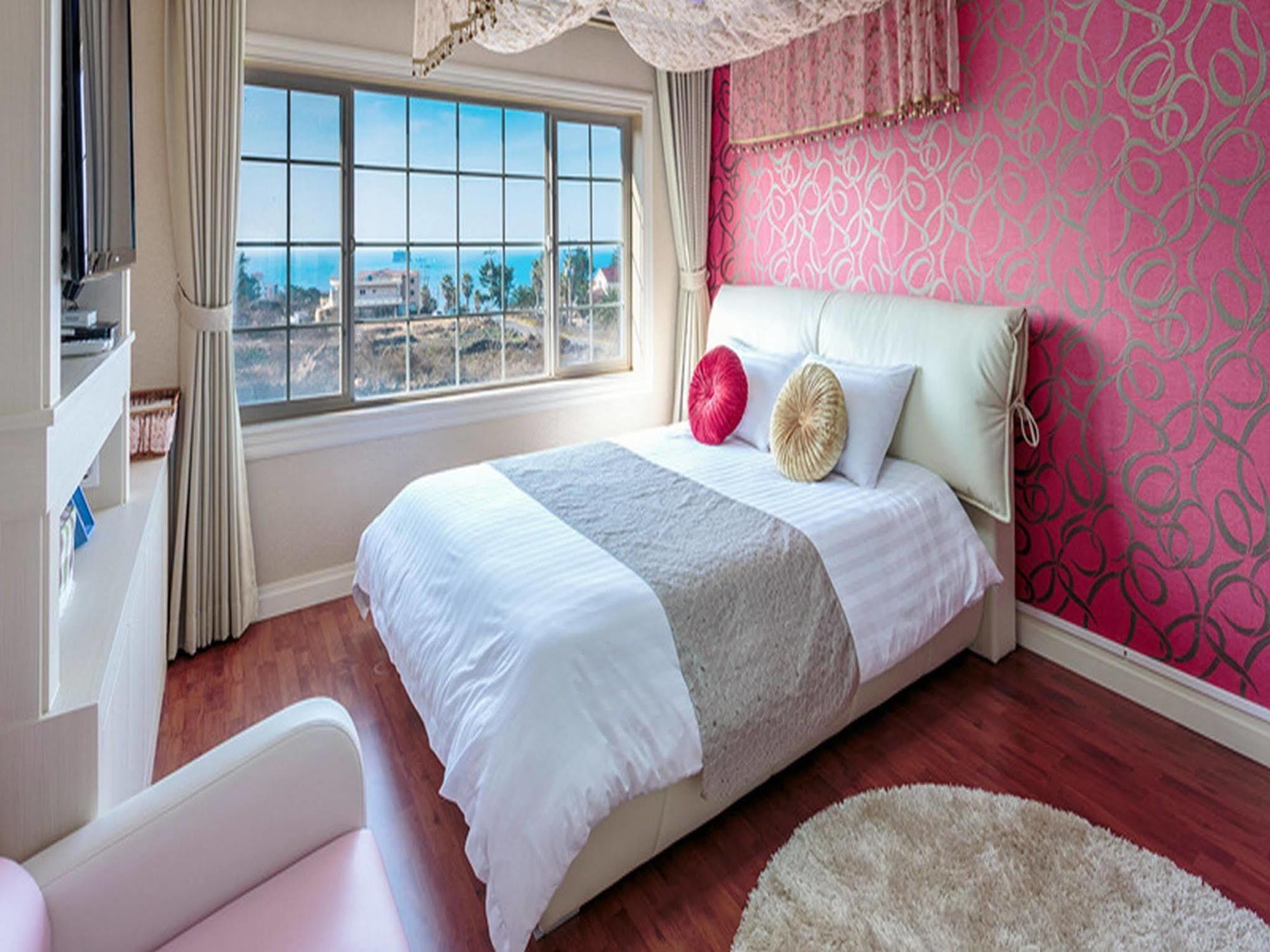 White Dream Pension Чечжу Екстер'єр фото